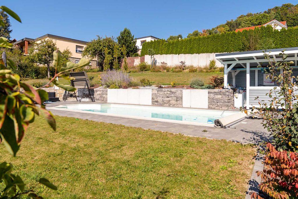Poolanlage, erstellt von der Firma Aussengestaltung Vogt